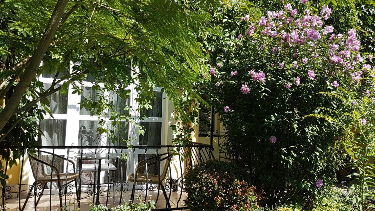 Panorama Panzio Hotel Eger Exterior photo